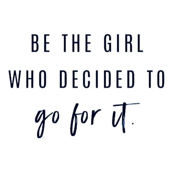 Shiraleah VAL Woven Circle Tote Scalloped Cotton IVORY - Picture 3 of 3